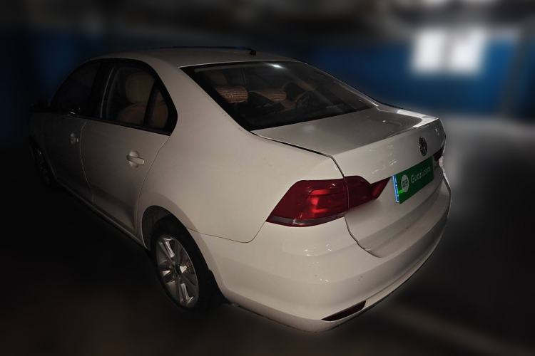 Used Volkswagen Santana 2016 1.6L Automatic Luxury Edition
