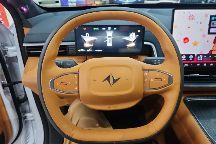 Used Dongfeng eπ eπ008 2025 210 Ultra Range-Extended Version 5 Seats