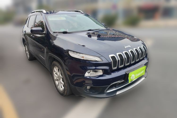 Used Jeep Cherokee 2017 2.0L Superior Edition