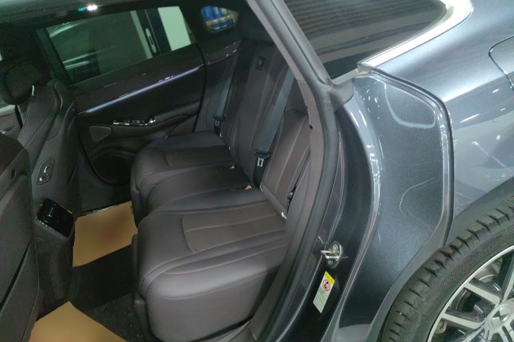 Used Denza Z9 2024 1100 km Four-Wheel Drive Max Version