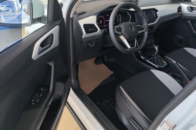 Used Volkswagen Tacqua 2023 200TSI DSG Joy-Connect Edition