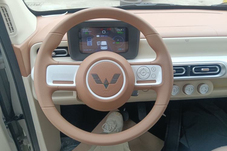 Used Wuling Hongguang MINIEV 2024 3rd Generation 215km Youth Edition
