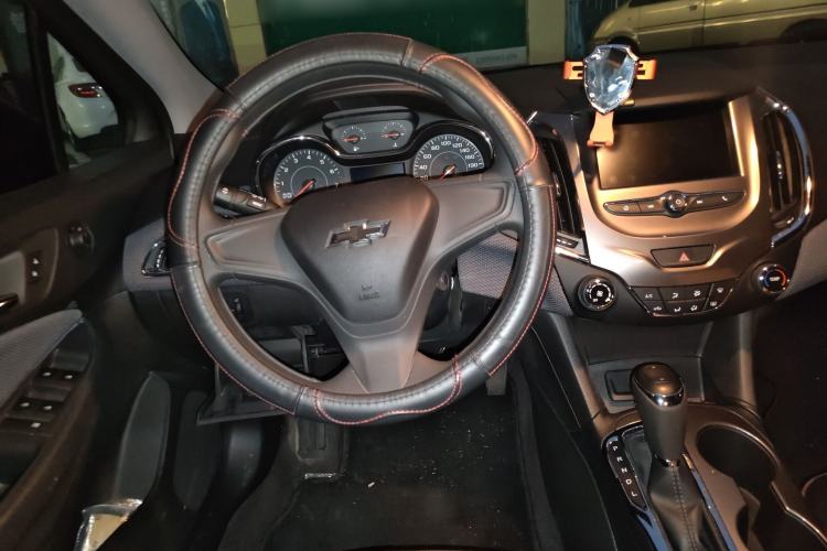 Used Chevrolet Cruze 2018 Redline 320 Automatic Pioneer Edition