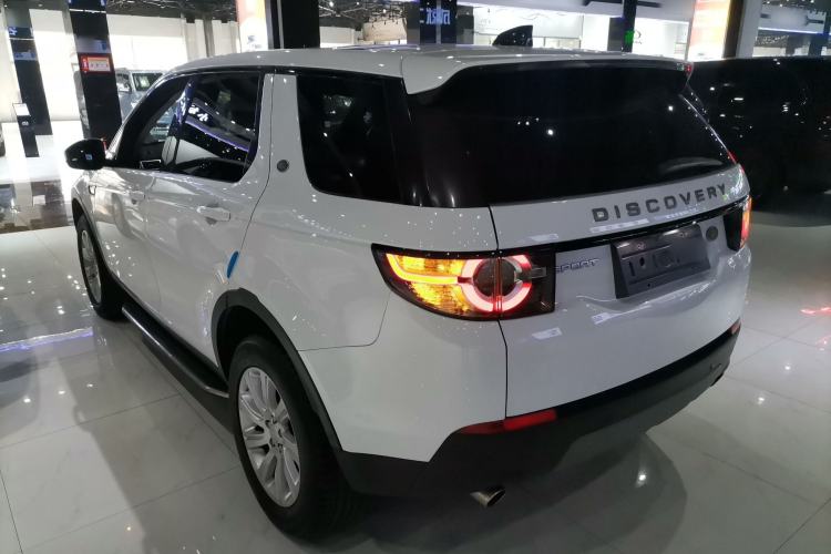 Used Land Rover Discovery Sport 2018 240 PS SE Version
