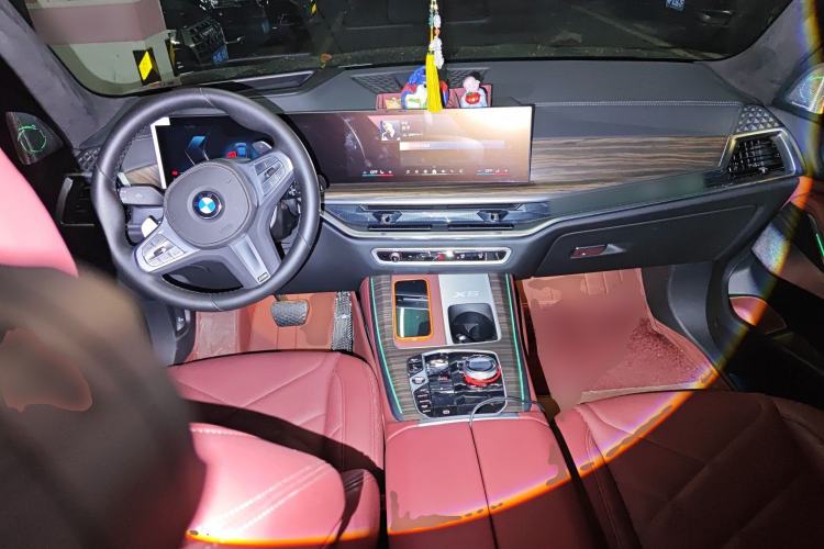 Used BMW X5 2023 xDrive 40Li M Sport Night Edition Package
