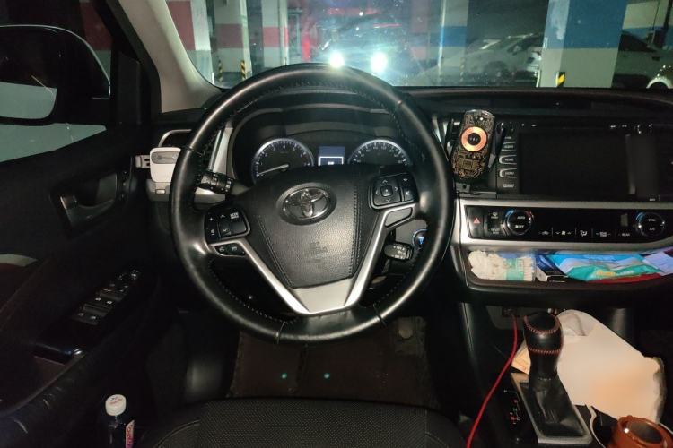 Used Toyota Highlander 2017 2.0T Four-Wheel Drive Ultimate Edition 7 Seats
