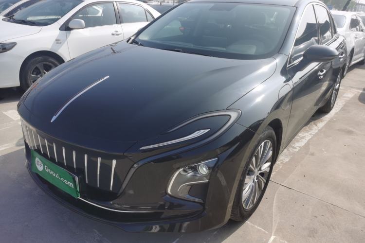 Used Hongqi E-QM5 2022 431 km Charge & Enjoy Edition