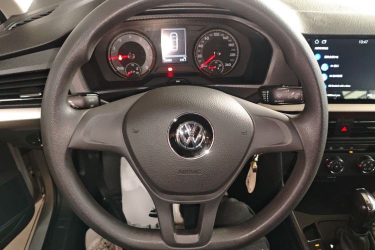 Used Volkswagen Lavida 2019 1.5L Automatic Fashion Edition China VI Steering Wheel