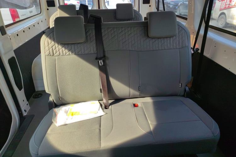 Used Farizon Super VAN 2024 Zhifu Edition Mid-axle Low-Roof 83 kWh
