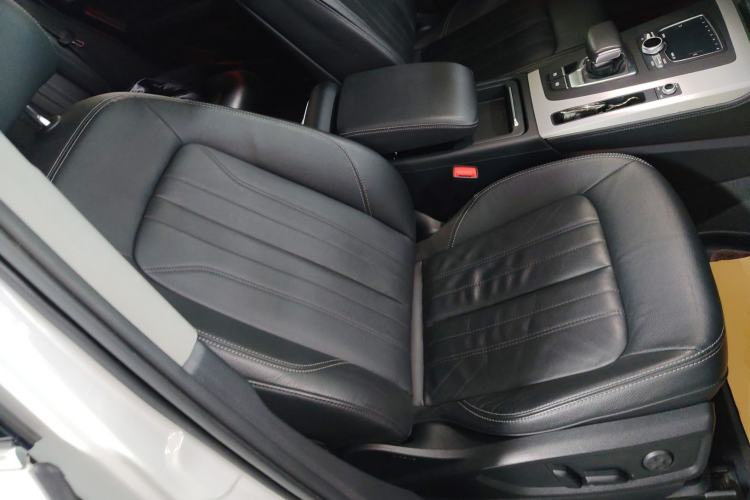 Used Audi Q5L 2020 Updated 40 TFSI Prestige Fashion Edition