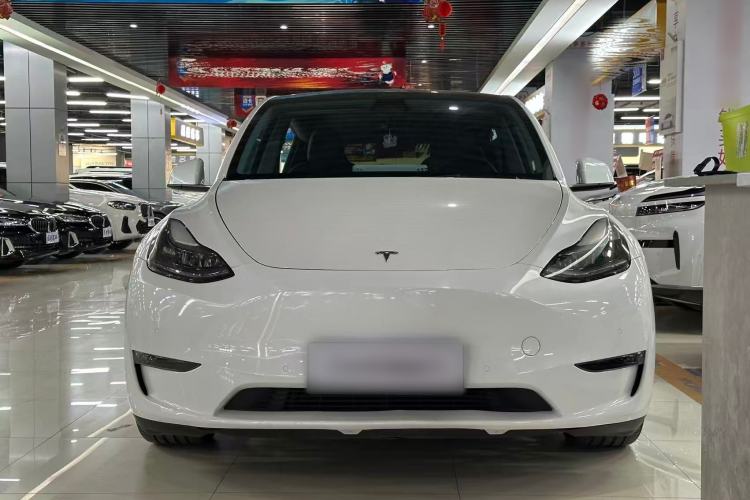 Used Tesla Model Y 2022 Long-Range All-Wheel-Drive Version