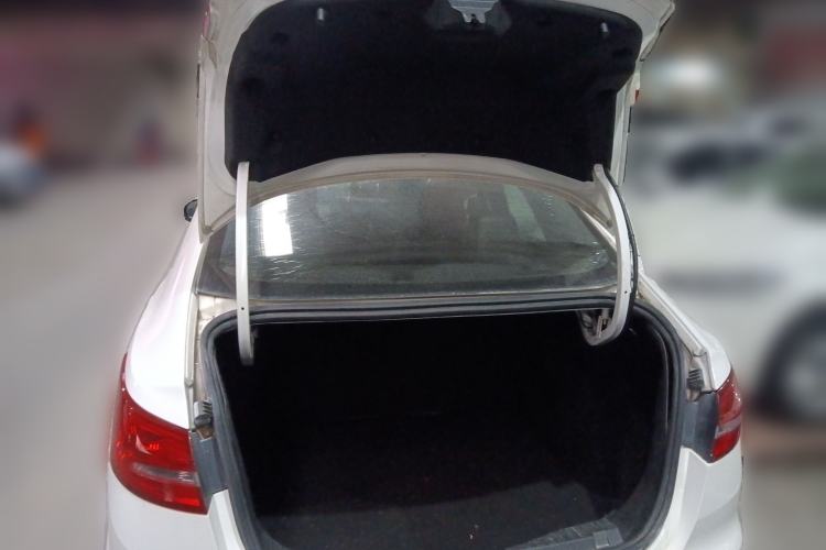 Used Ford Escort 2019 Revised 1.5L Automatic ZhiXiang Version (Tire Pressure Monitoring) China VI Standard Trunk