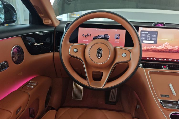 Used Hima S800 2025 Model, Range-Extended Starlight Premium Edition, 5 Seats Steering Wheel