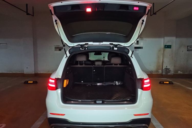 Used Mercedes-Benz GLC 2017 GLC 260 4MATIC Luxury Model