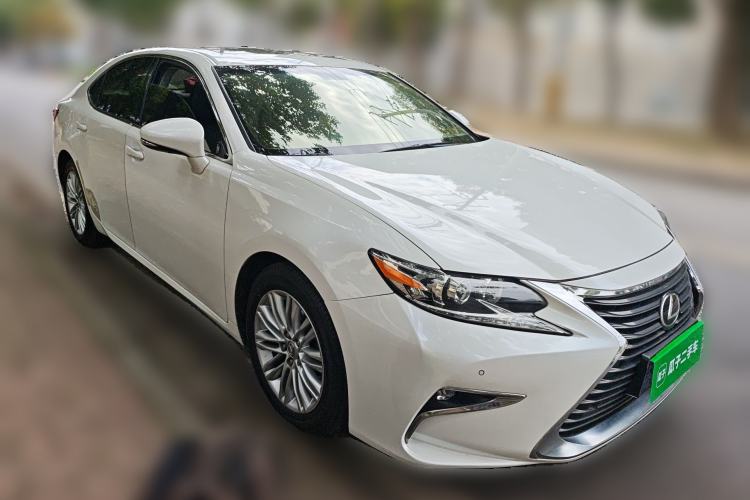 Used Lexus ES 2015 200 Elite Edition
