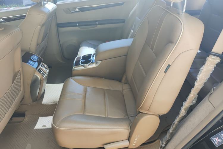 Used Mercedes-Benz R-Class 2010 R 350 L 4MATIC Left Rear Seat