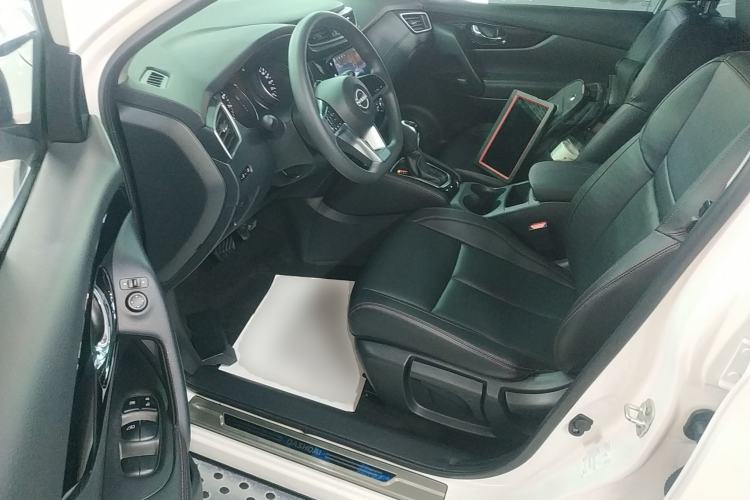 Used Nissan Qashqai 2023 Classic 2.0L CVT XV Comfort Edition
