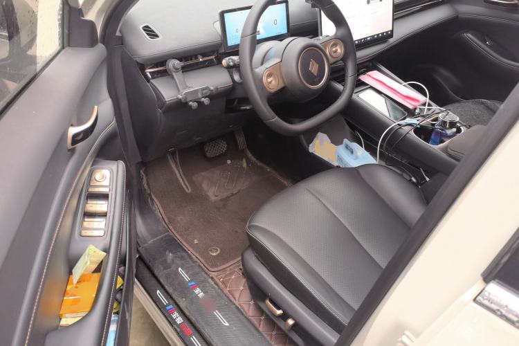 Used Baojun Yunhai 2024 600km Pure Electric Version Driver Seat