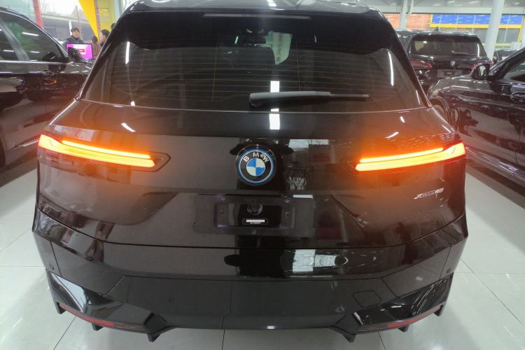 Used BMW iX 2022 xDrive40

