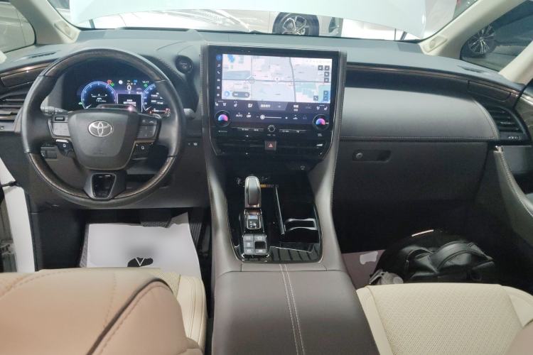 Used Toyota Alphard 2024 Dual-Engine 2.5L Deluxe Edition Interior 2