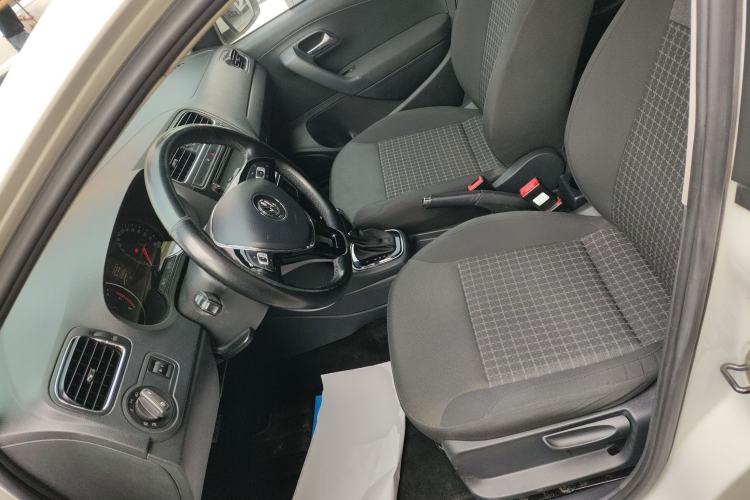 Used Volkswagen Polo 2016 1.6L Automatic Comfort Model Left Front Seat