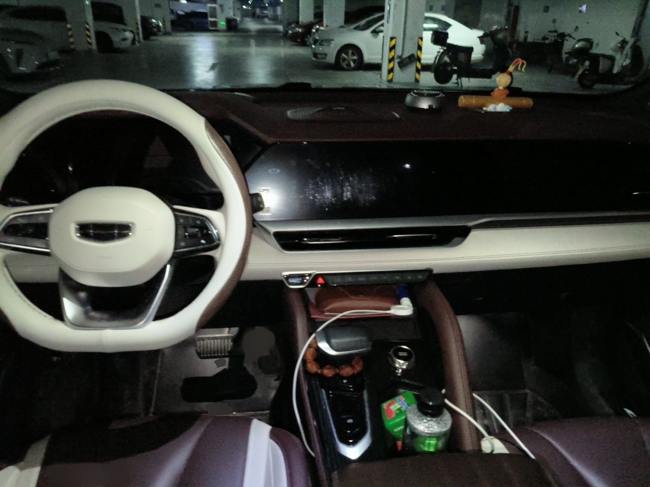 Geely Auto Monjaro L 2023 2.0TD High-Power Automatic Two-Wheel Drive Flagship Version — снимка 18