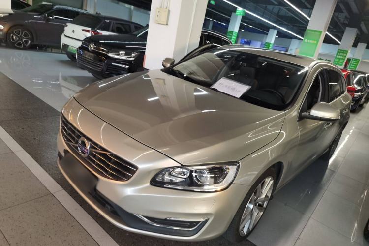 Used Volvo V60 2017 T5 Zhiyi Edition China V Standard