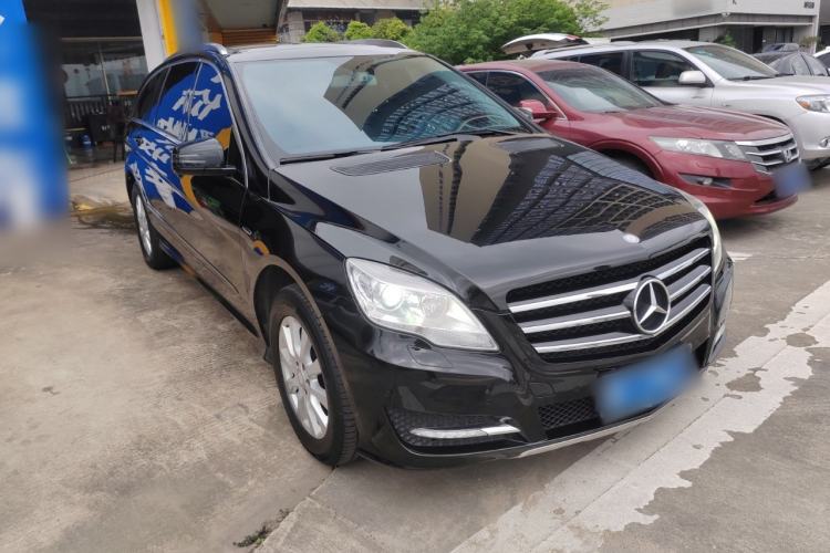 Used Mercedes-Benz R-Class 2017 R 320 4MATIC Business Edition Prestige Model Exterior 1