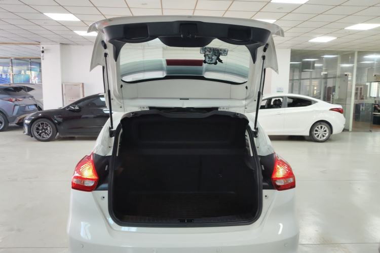 Used Ford Focus 2018 Hatchback Classic 1.6L Automatic Comfort Plus SmartDrive Edition