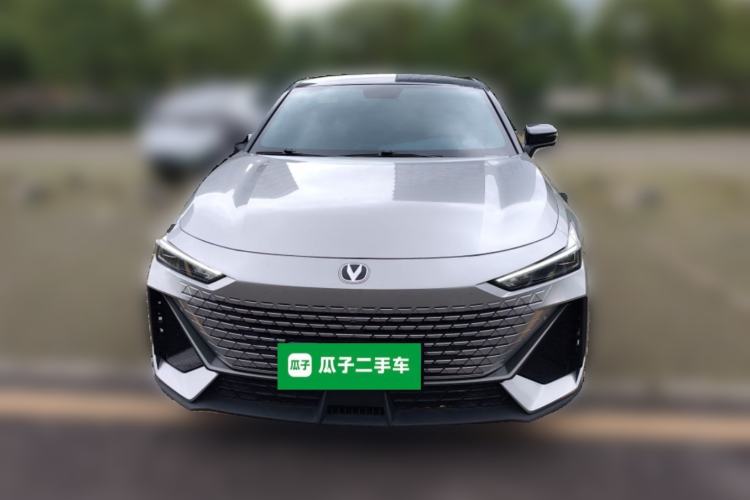 Used CHANGAN UNI-V 2022 1.5T Prestige Version
