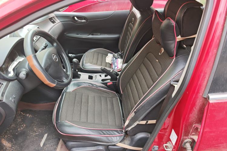 Used Nissan Tiida 2014 1.6L Manual Comfort Model
