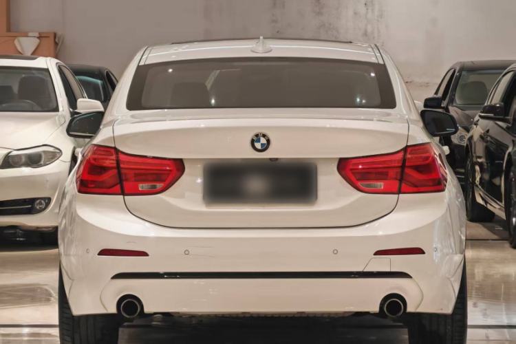 Used BMW 1 Series 2018 120i Design Package Model