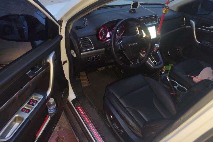 Used Haval H6 2015 Sport Edition 1.5T Automatic Two-Wheel Drive Luxury Model Driver Seat