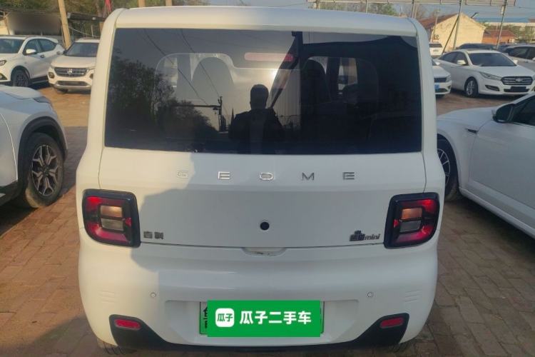 Used Geely Galaxy Panda 2023 Panda Mini 120km Super Cute Bear Rear