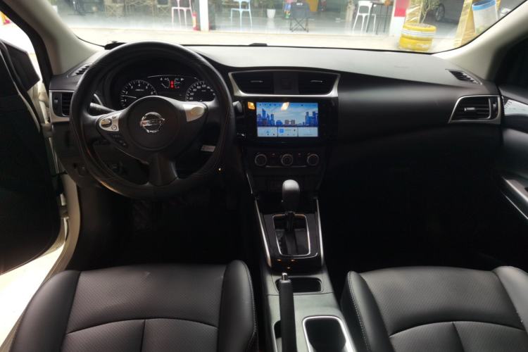 Used Nissan Sylphy 2022 Classic 1.6XL CVT Luxury Edition Center Console