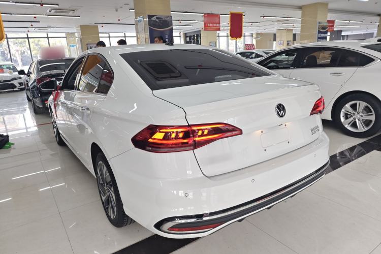 Used Volkswagen Bora 2023 300TSI DSG Prestige Edition