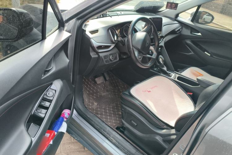 Used Chevrolet Orlando 2018 Redline 530T Automatic Enjoyment Edition (5+2 Model) – China V Standard Driver Seat