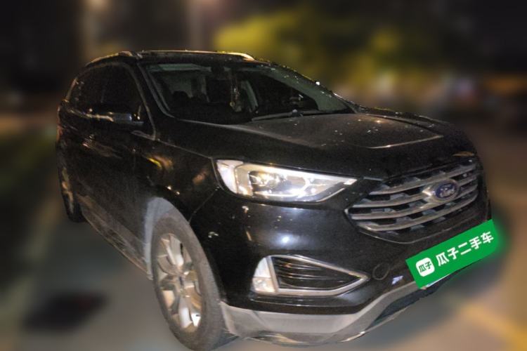 Used Ford Edge 2020 EcoBoost 245 Two-Wheel-Drive Platinum Edition 5 Seats Front Right 45 Deg