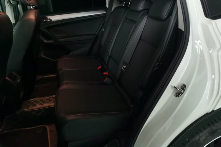 Used Volkswagen Tiguan L 2021 280TSI Automatic Two-Wheel Drive Smart Edition Left Rear Seat