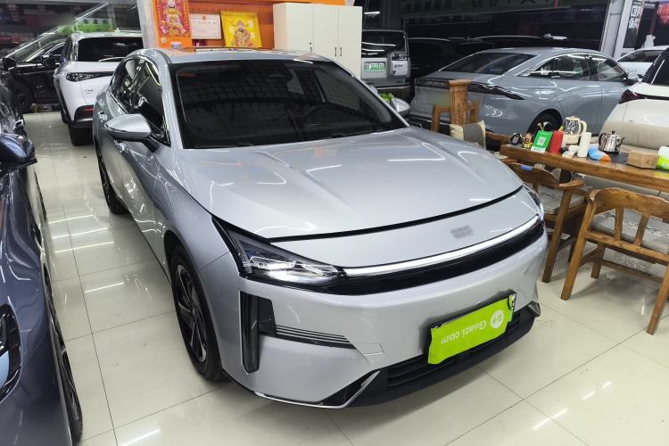 Used Geely Galaxy L6 2025 EM-i 140km Starship Edition