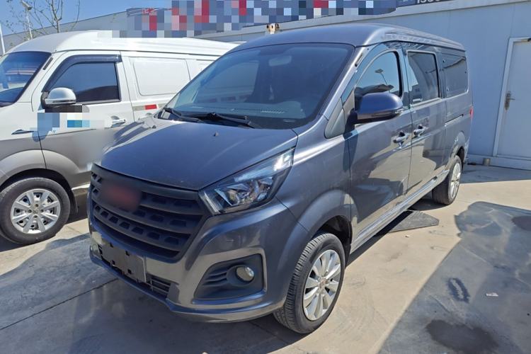 Used Jinbei Gold Hiace M Classic 2023 Panda Edition 1.5L Travel Lion Passenger Van 5/6/7 Seats