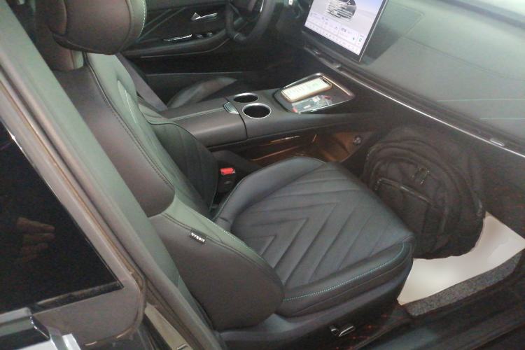 Used Deepal SL03 2025 Revised Version Range-Extended Elite Edition Right Front Seat