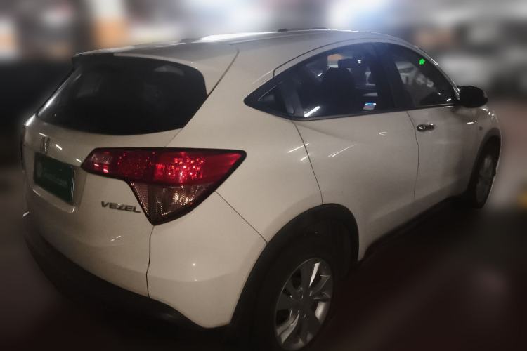 Used Honda Vezel 2015 1.5L manual two-wheel drive Comfort trim level
