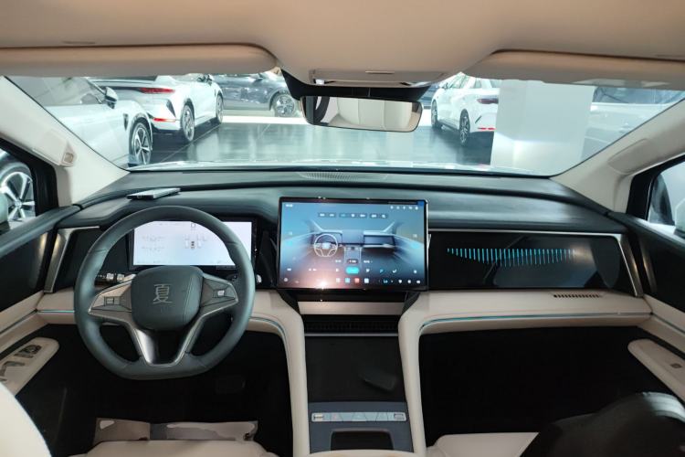 Used BYD Xia 2026 DM-i 1.5T 218KM Transcendence Edition Center Console