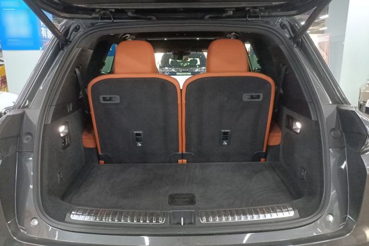 Used Li Auto L8 2023 Pro Model
