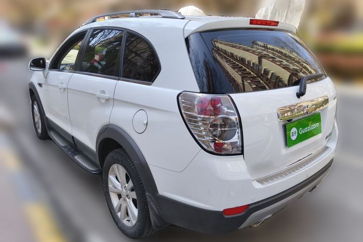 Used Chevrolet Captiva 2014 2.4L 4x4 Flagship Edition 7 Seats Rear Left 45 Deg