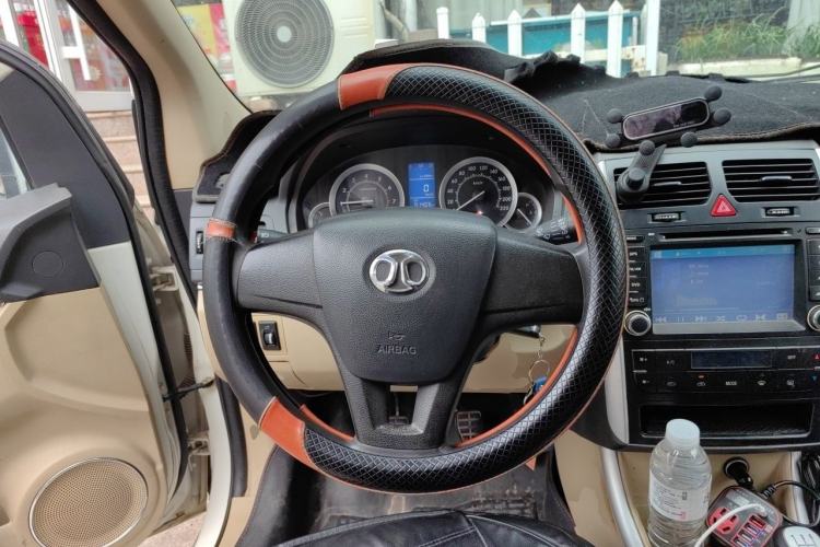 Used BAIC E Series 2013 Sedan 1.5L Manual Lotte Edition
