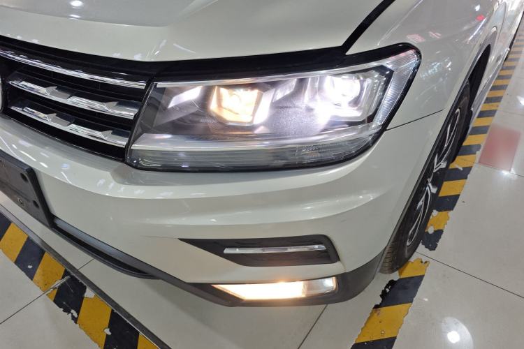 Used Volkswagen Tiguan L 2017 330TSI Automatic Two-Wheel Drive Comfort Edition