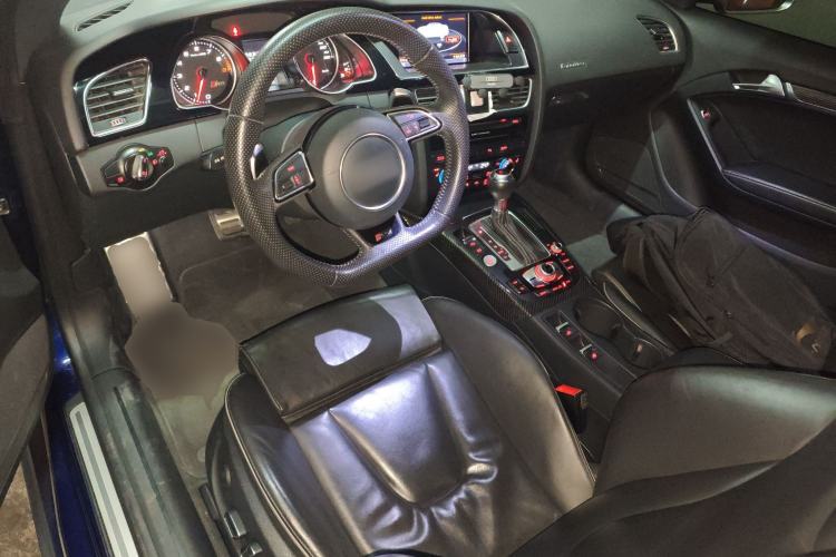 Used Audi RS 5 2013 RS 5 Cabriolet
