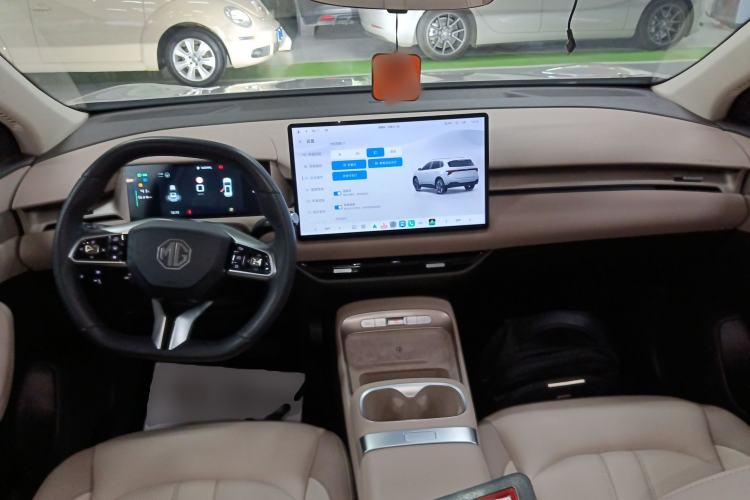 Used MG ES5 2025 525max Rear-Drive Intelligent Driving Version Center Console